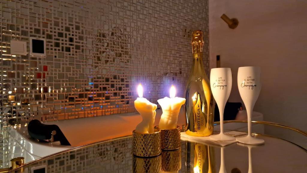 Apartament Gold Sauna&Jacuzzi Kolobrzeg Exterior photo